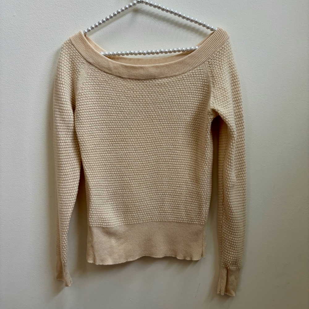 Theory Off-the-Shoulder Beige Sweater